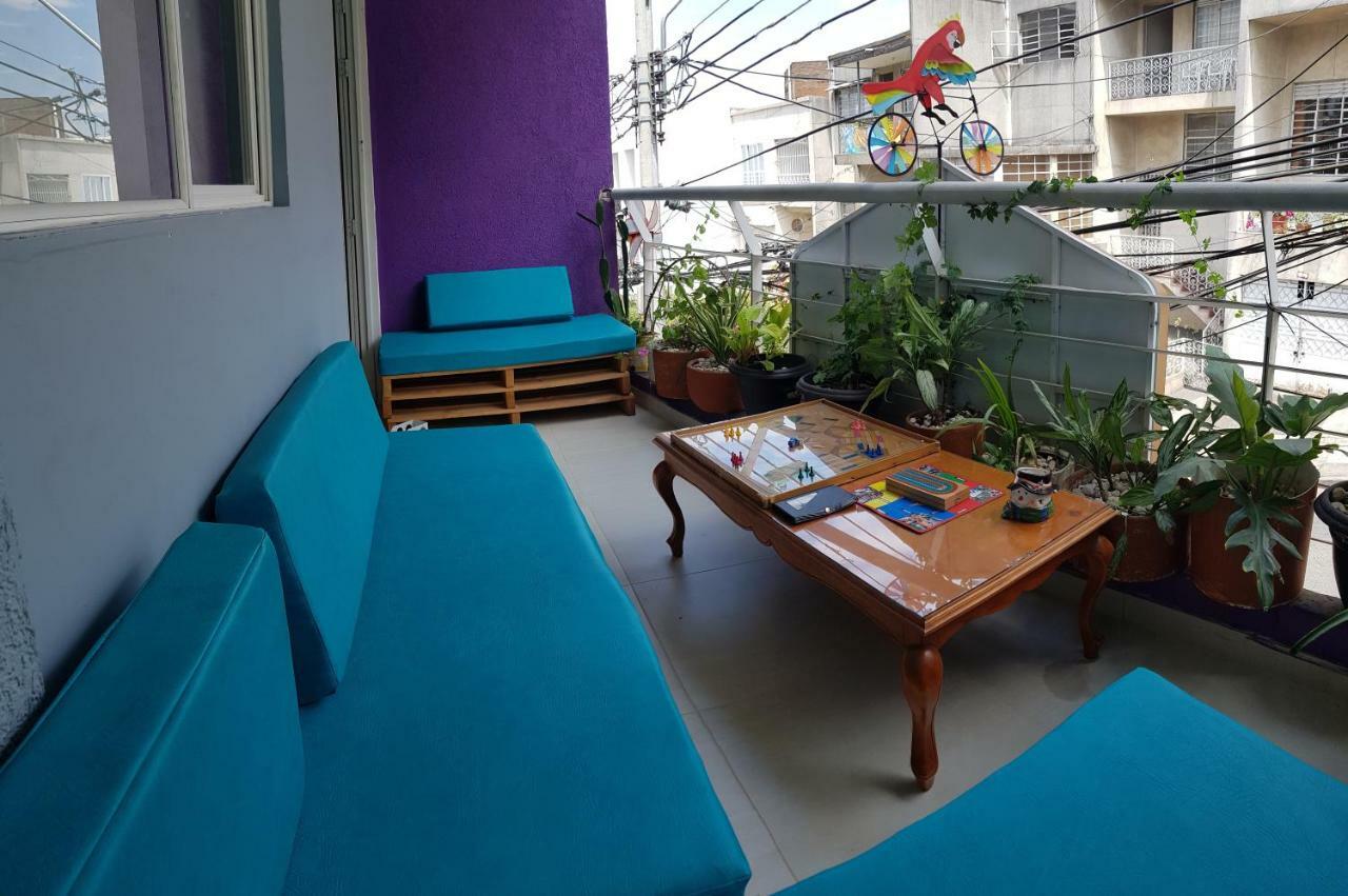 Hostal La Mercedes Street Cali Buitenkant foto
