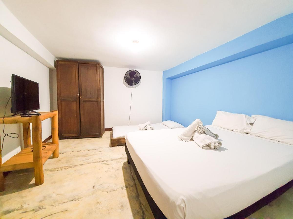 Hostal La Mercedes Street Cali Buitenkant foto